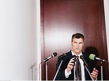 打破第四面墙！ 全手绘类银河恶魔城游戏《魔骨》正式公开